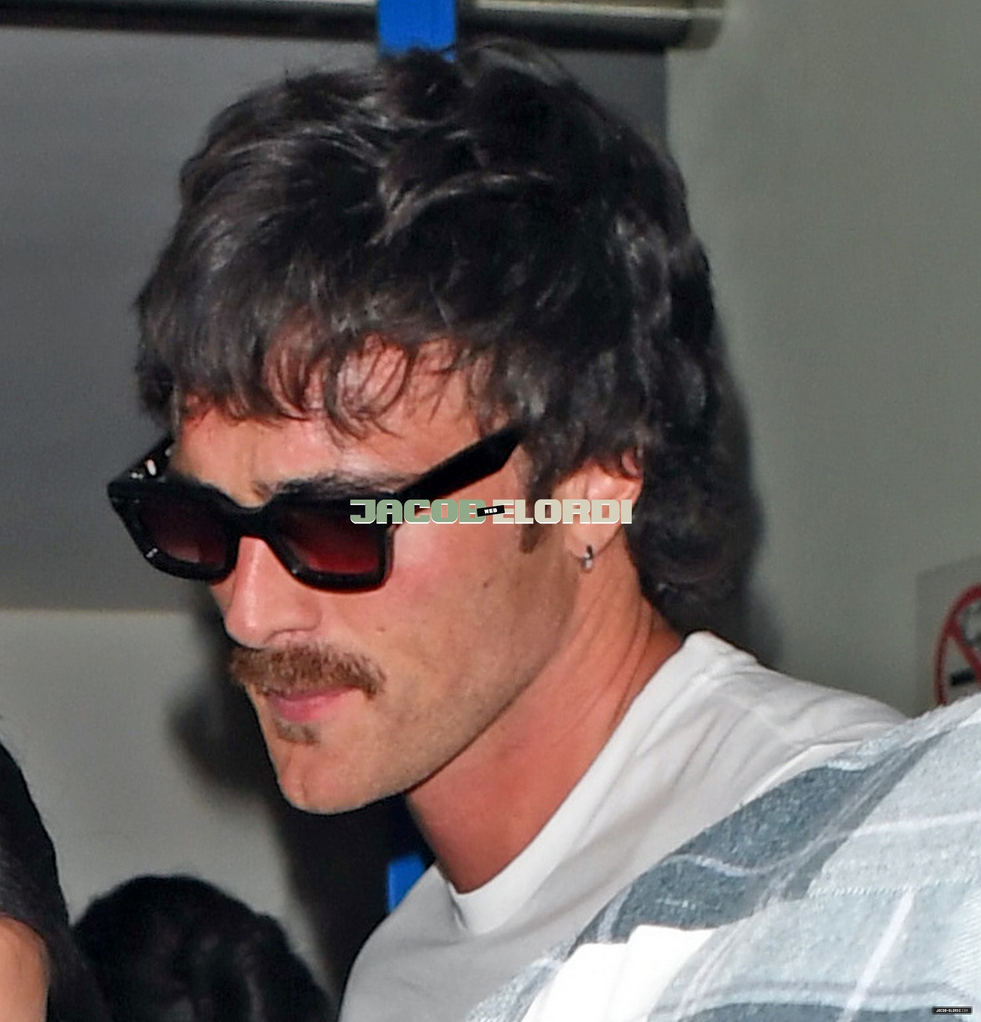 08.jpg