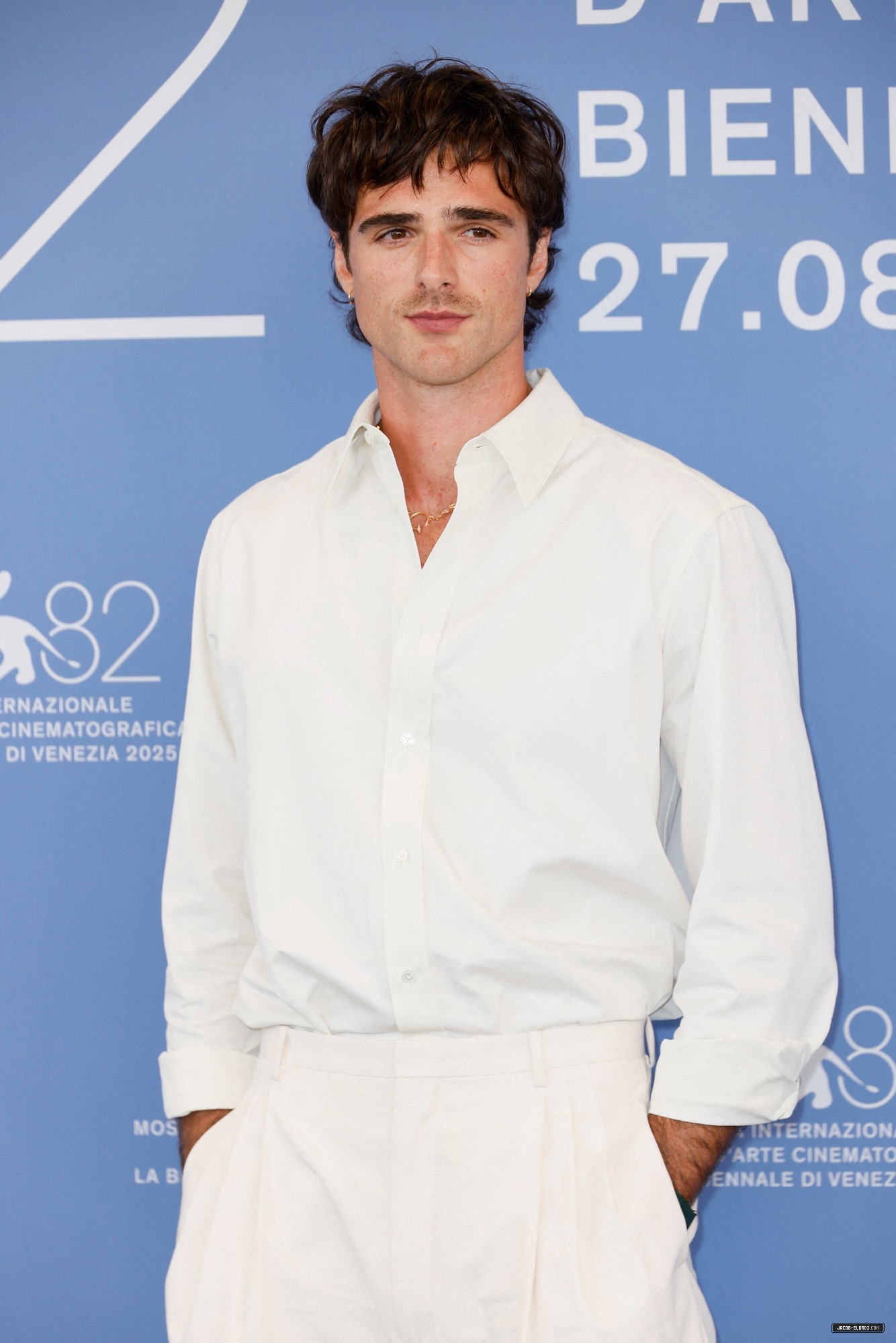 402.jpg