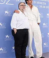 833.jpg