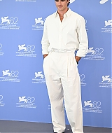 942.jpg