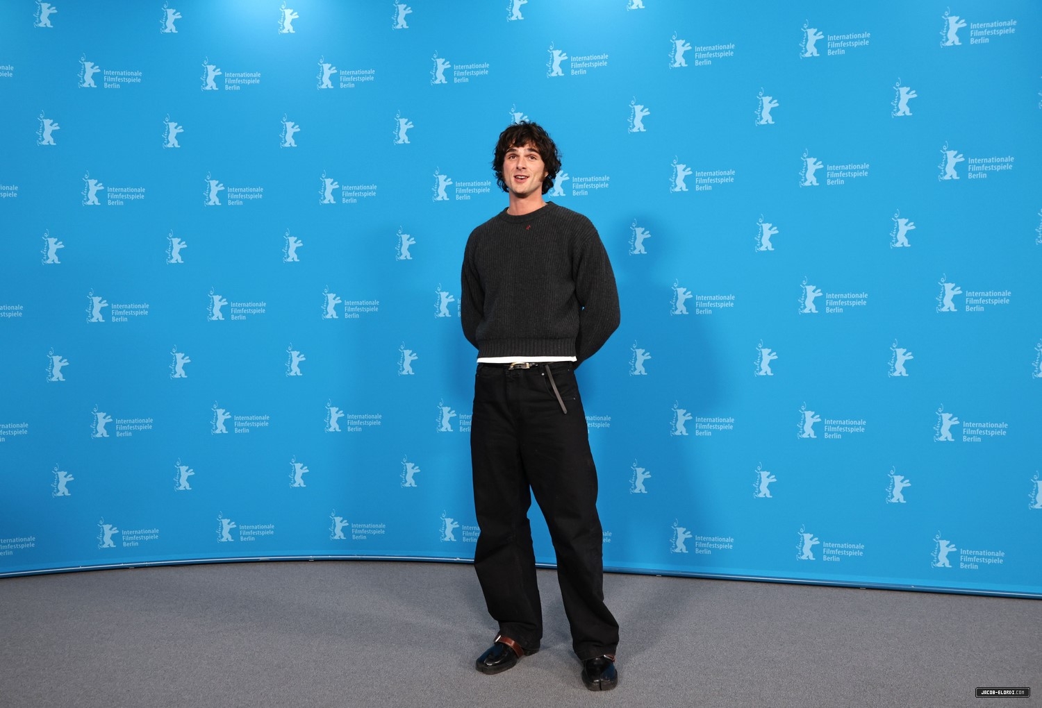 37.jpg