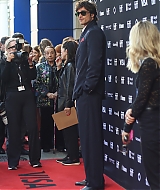 210.jpg