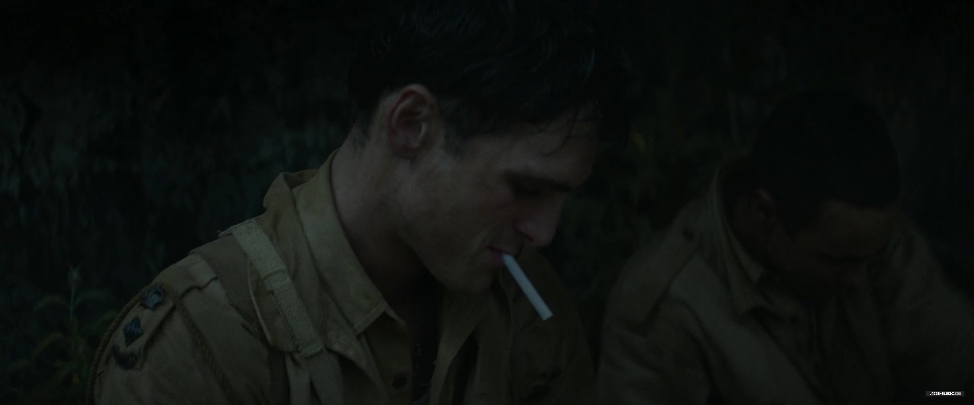 057.jpg